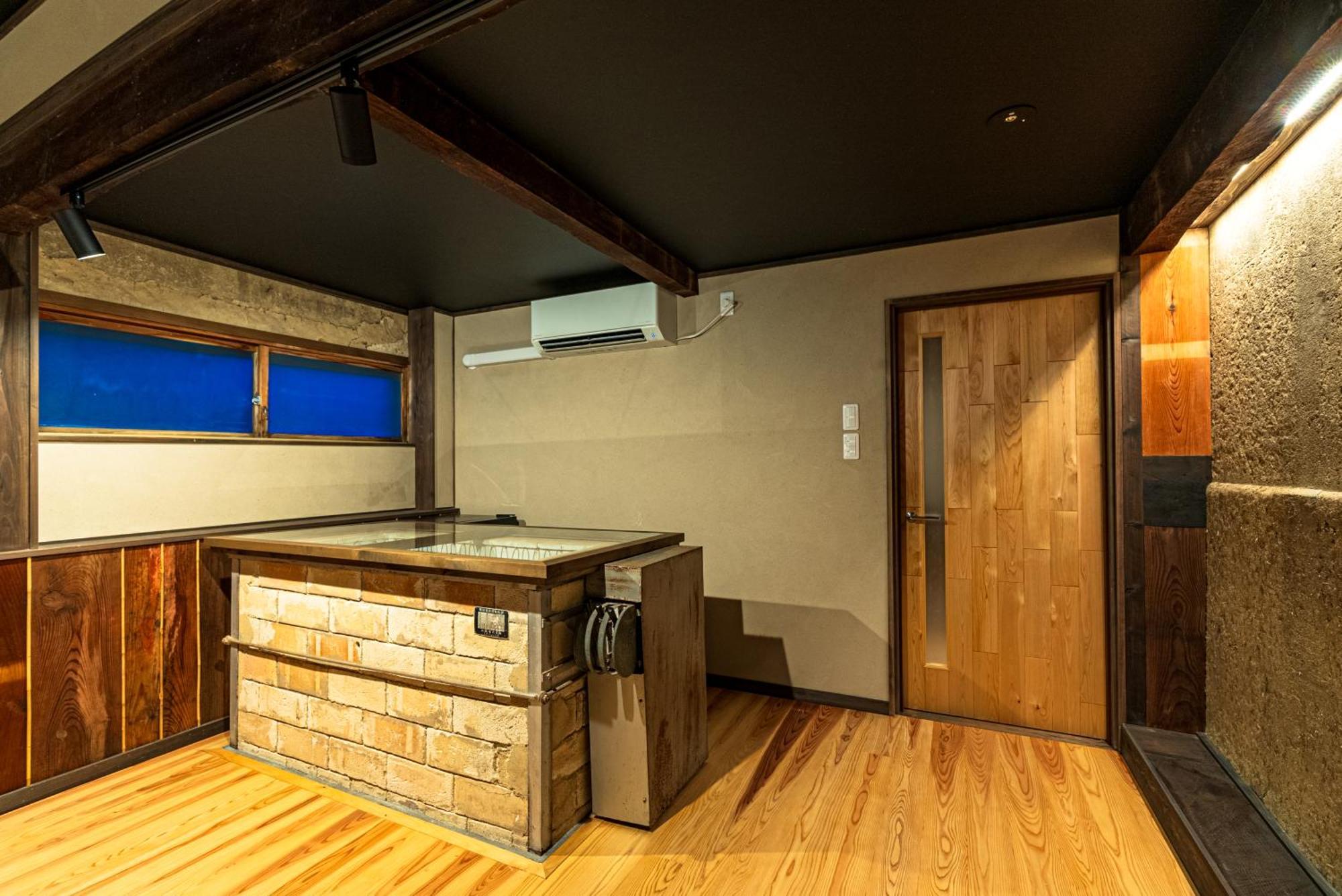 Nipponia 佐渡相川 金山町 Sado